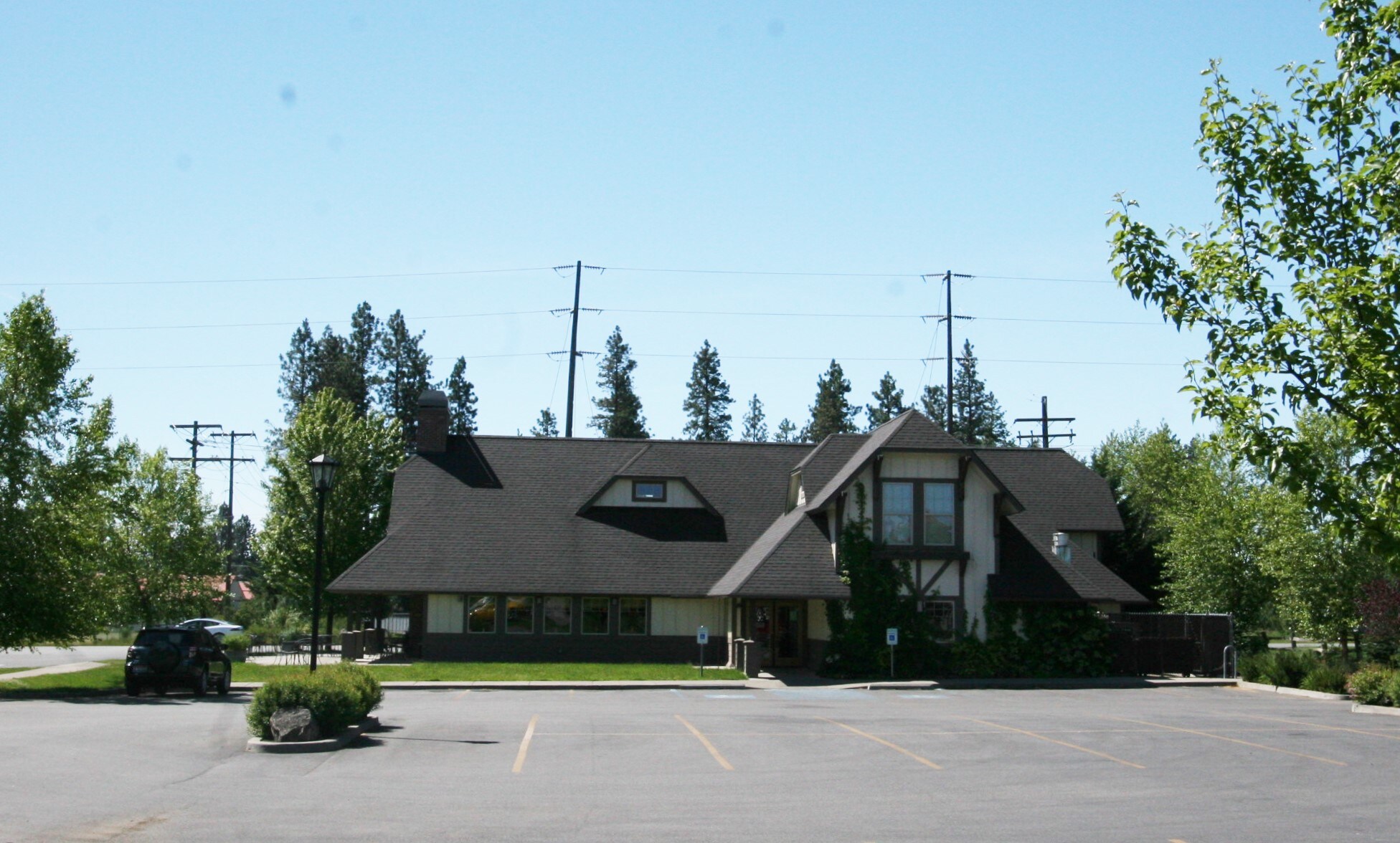 8049 N Wayne Dr, Hayden, ID for sale Building Photo- Image 1 of 1