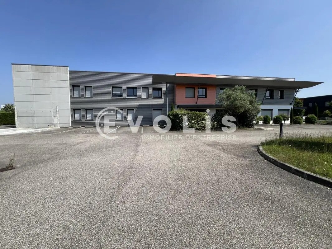 6 Rue De Lombardie, Saint-Priest for lease Building Photo- Image 1 of 6