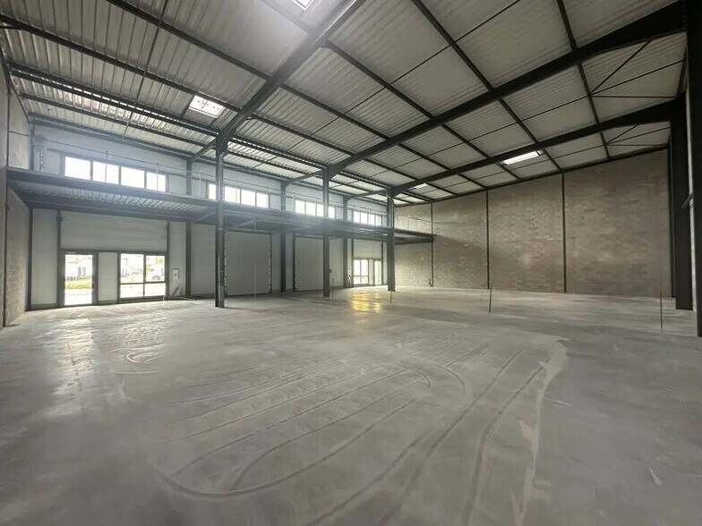 Flex in Molsheim for lease - Interior Photo - Image 3 of 6