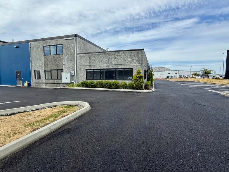 3102 100th St SW, Everett, WA for lease - Building Photo - Image 3 of 42
