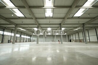 Office in Miribel for lease Interior Photo- Image 1 of 7