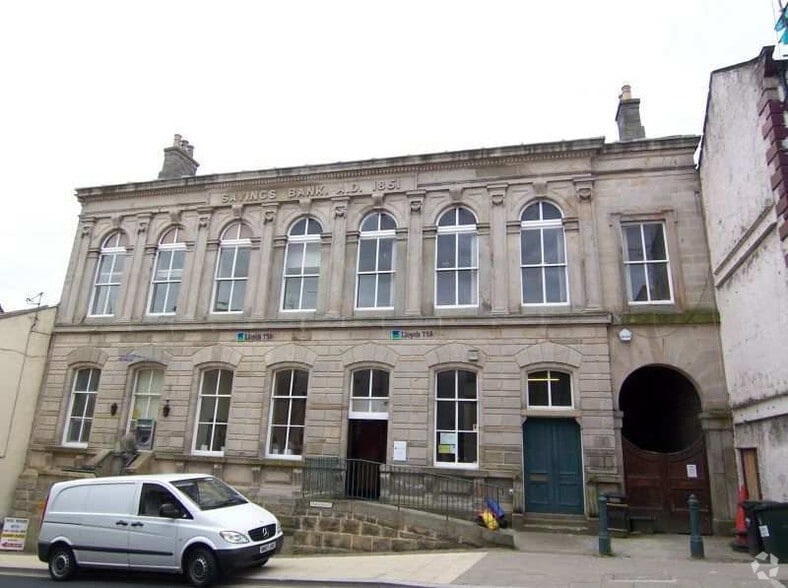 2 Frenchgate, Richmond for sale - Primary Photo - Image 1 of 1