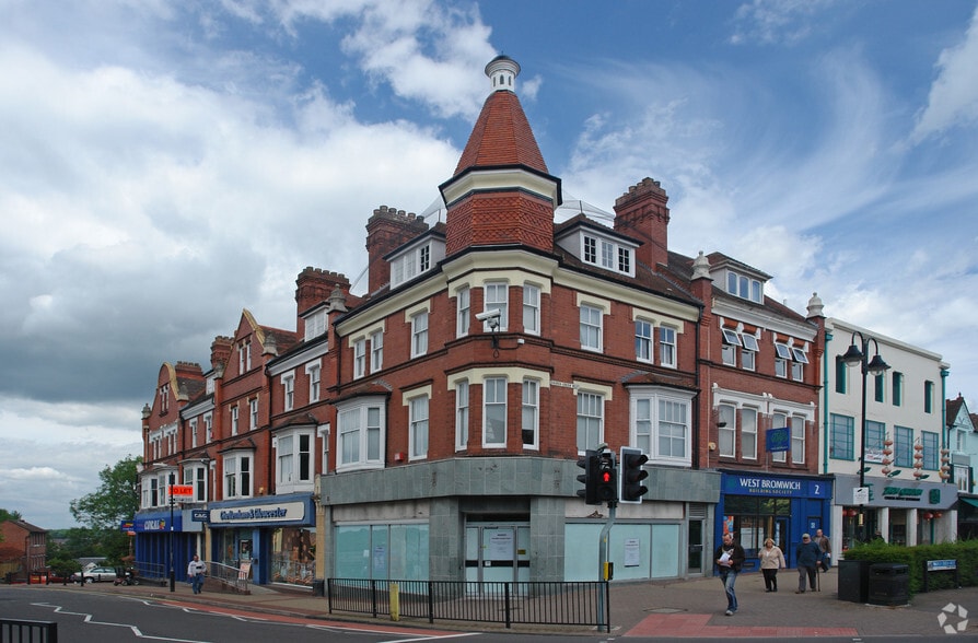 8-10 Unicorn Hl, Redditch for sale - Primary Photo - Image 1 of 1