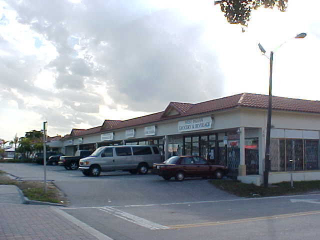 301-319 S State Road 7, Plantation, FL for lease - Building Photo - Image 2 of 12
