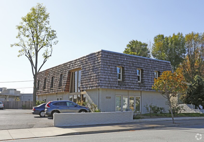 1610 La Pradera Dr, Campbell, CA for sale - Primary Photo - Image 1 of 1