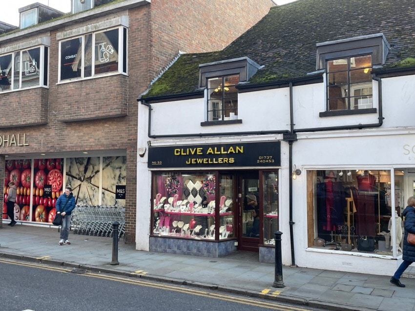 53 High St, Reigate for sale Primary Photo- Image 1 of 1