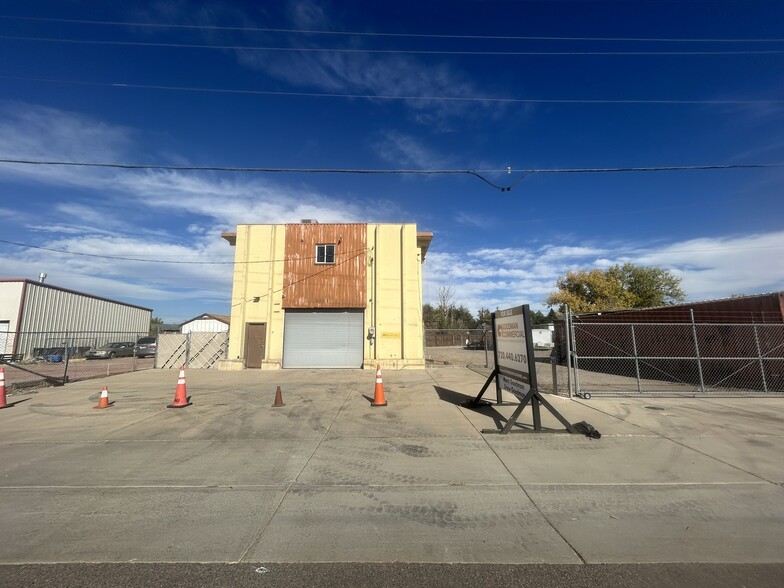 5303 E Pacific Pl, Denver, CO for sale - Building Photo - Image 1 of 4