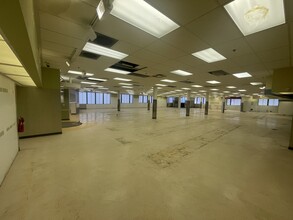 Glendon Ave, Los Angeles, CA for lease Interior Photo- Image 2 of 5