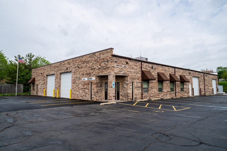 15745 Annico Dr, Homer Glen, IL 60491