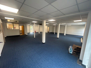 5 Robin Hood Ln, Sutton for lease Interior Photo- Image 1 of 1