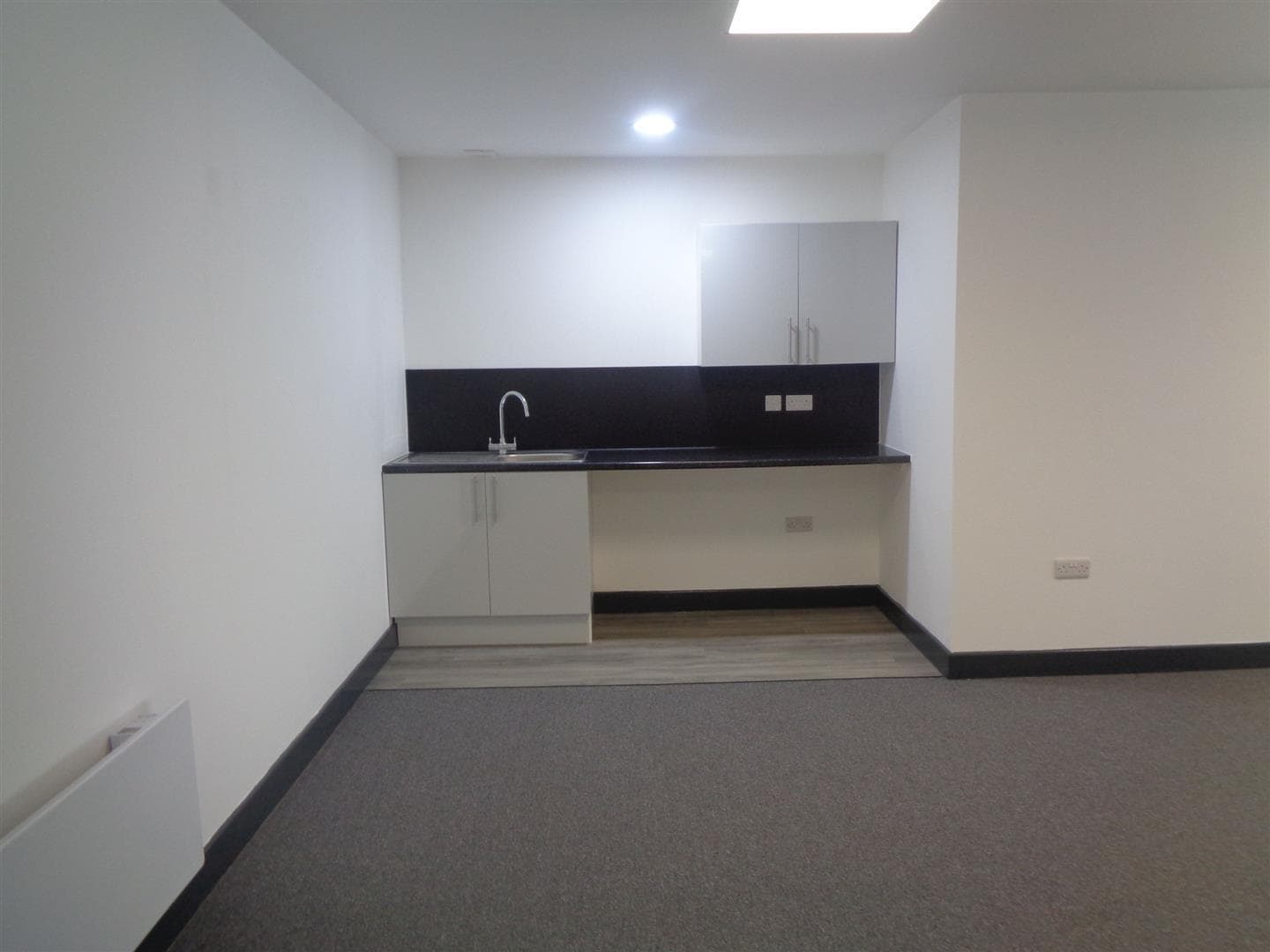 Mount Pleasant Way, Middlesbrough for lease Interior Photo- Image 1 of 4