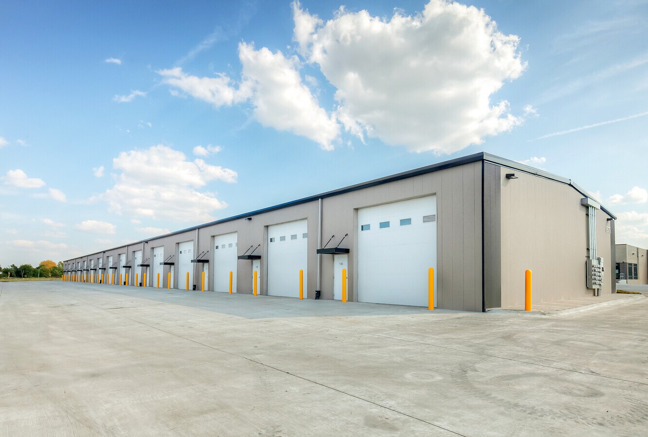 1575 NW Gettysburg Ln, Waukee, IA 50263 - Unit 130 - - Interior Photo - Image 1 of 11