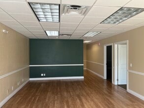 319 Belvedere Rd, West Palm Beach, FL for lease Interior Photo- Image 1 of 1