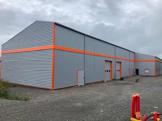 Industrial in Creuzier-le-Neuf for lease Building Photo- Image 1 of 5