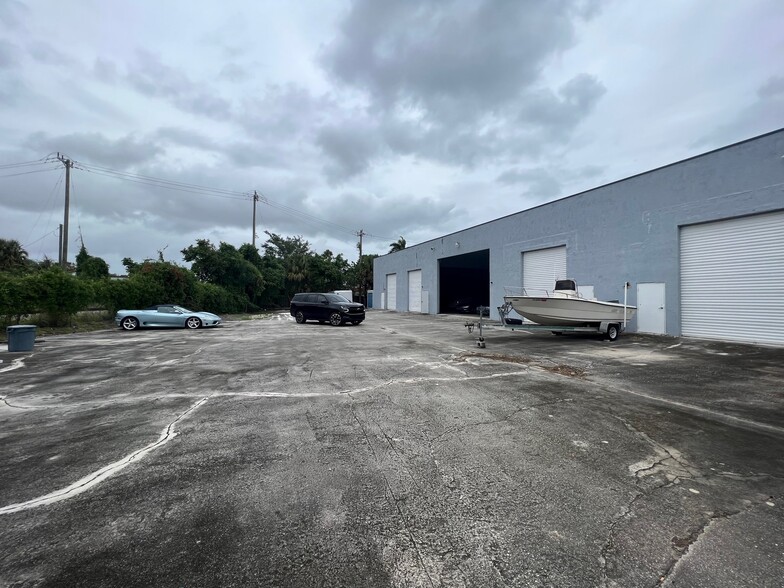 3615 Henry Ave, West Palm Beach, FL for sale - Building Photo - Image 1 of 1