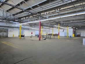 1370 Esperanza St, Los Angeles, CA for lease Interior Photo- Image 1 of 5