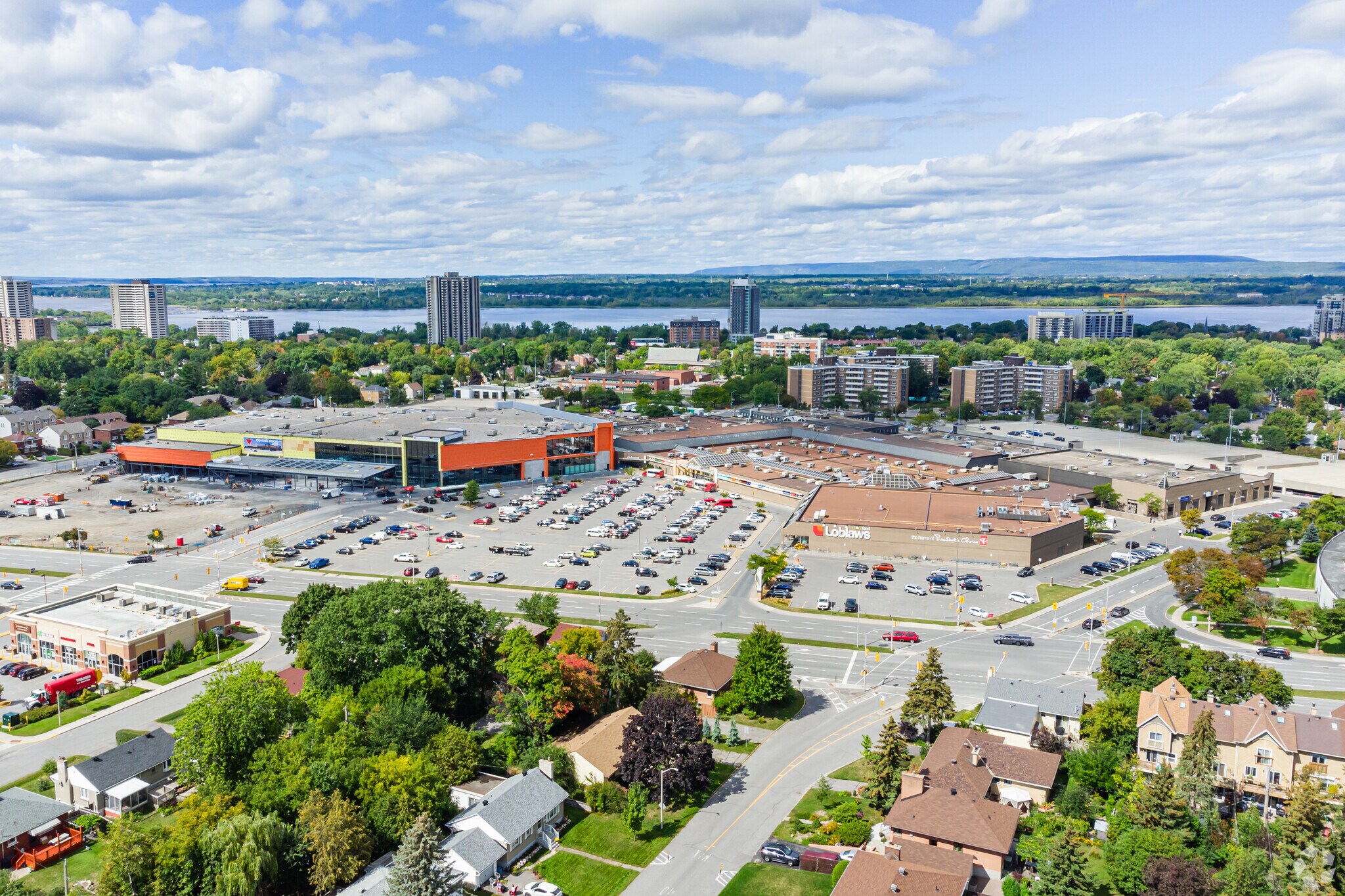 2121 Carling Ave, Ottawa, ON K2A 1H2 Carlingwood Shopping Centre