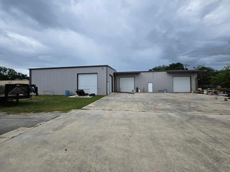 13127 Lookout Run, San Antonio, TX for lease - Building Photo - Image 3 of 5