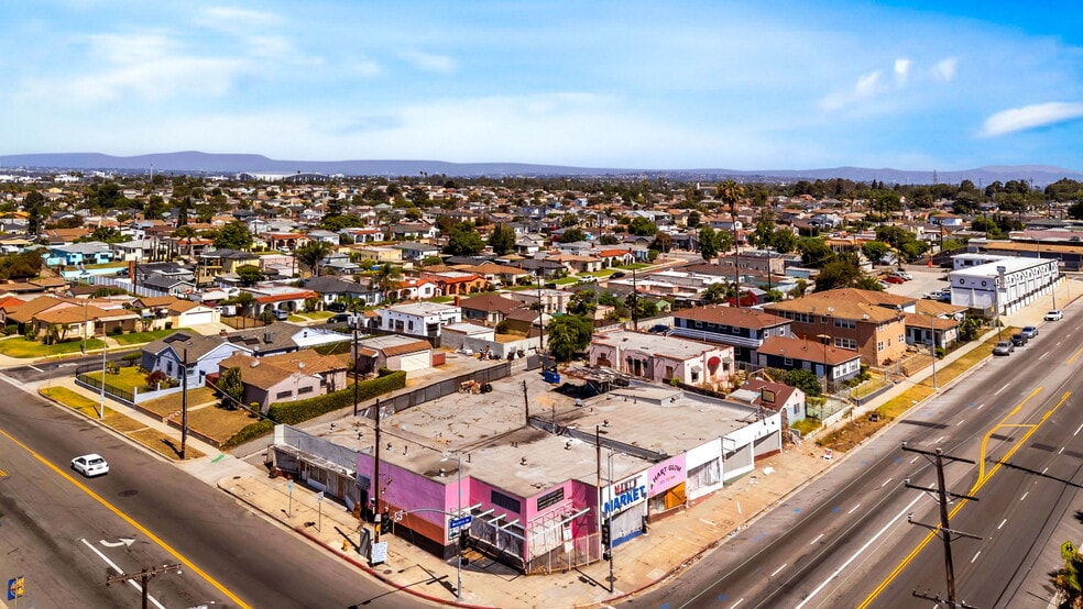 10715 S Western Ave, Los Angeles, CA for lease - Building Photo - Image 3 of 5