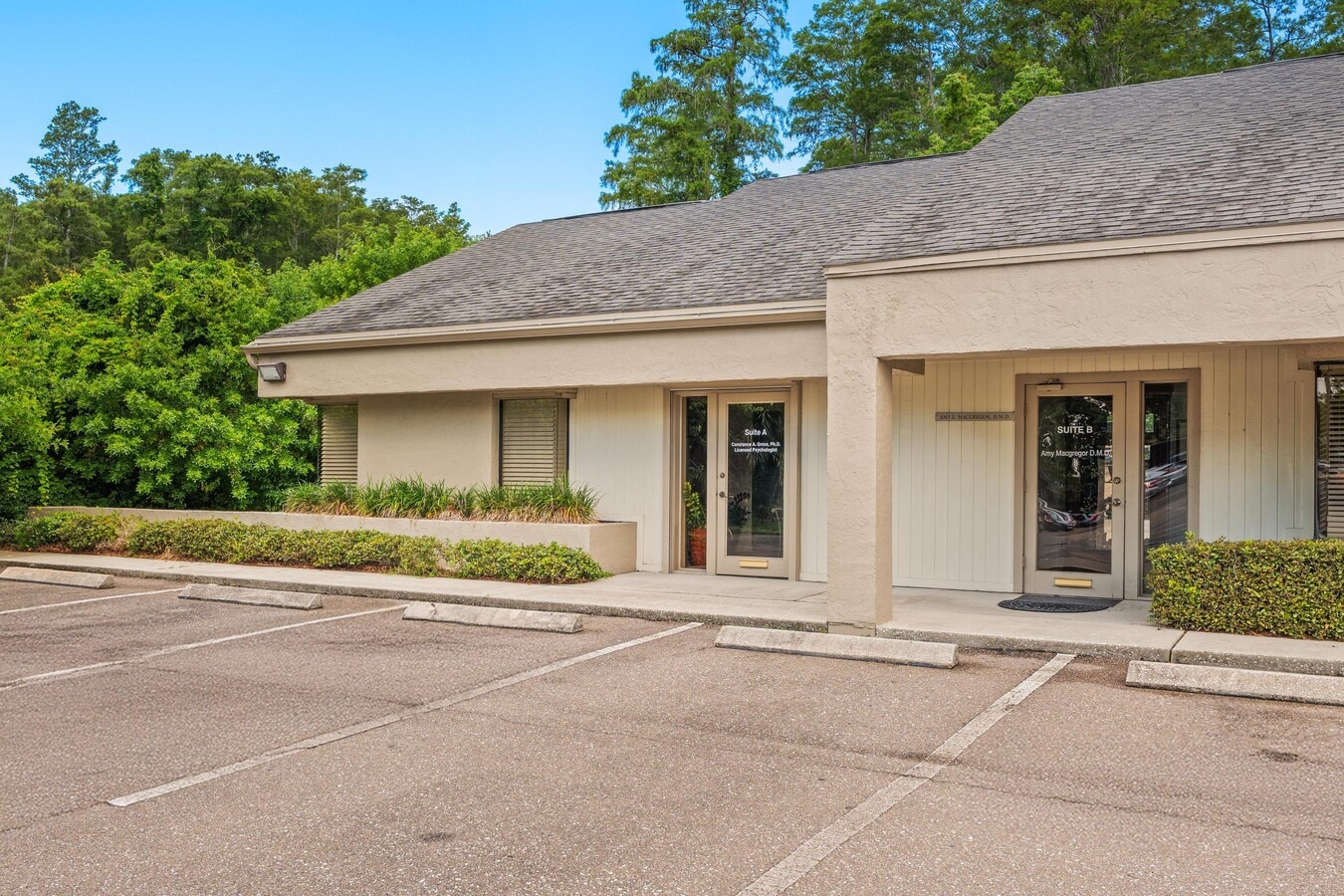 2424 Enterprise Rd, Clearwater, FL 33763 - Unit A - - Interior Photo - Image 1 of 17