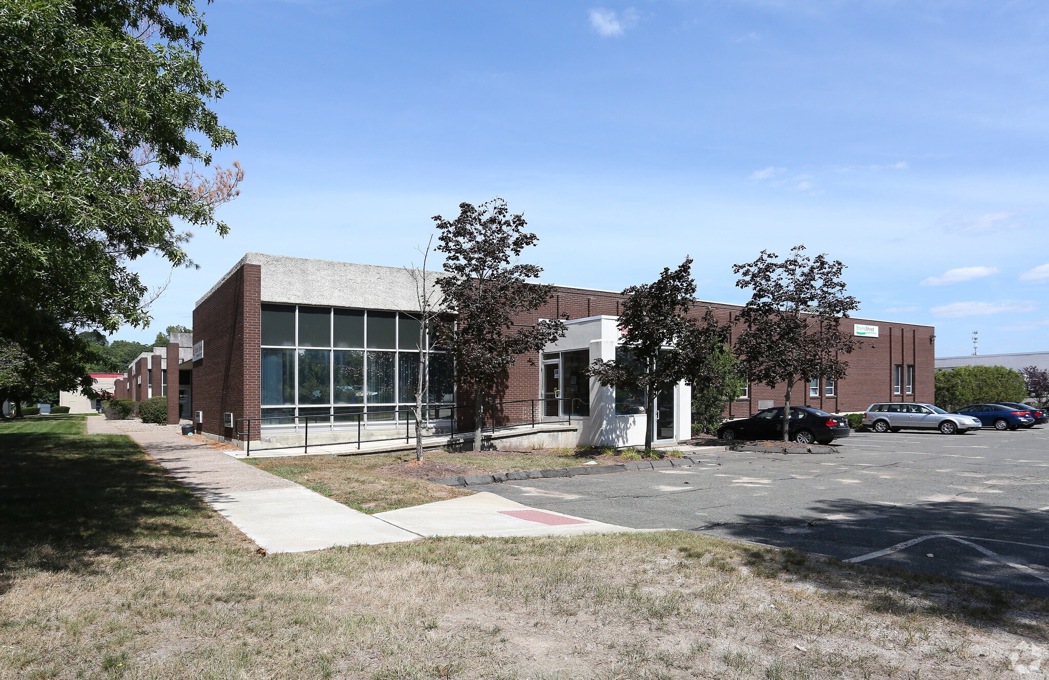 22 Prestige Park Cir, East Hartford, CT for lease Primary Photo- Image 1 of 7