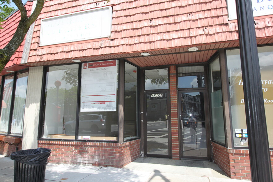 1735-1739 Centre St, West Roxbury, MA for lease - Building Photo - Image 1 of 16