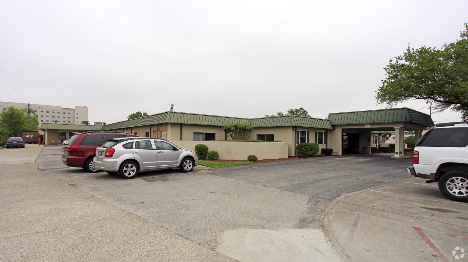 750 N Texas Ave, Webster, TX 77598