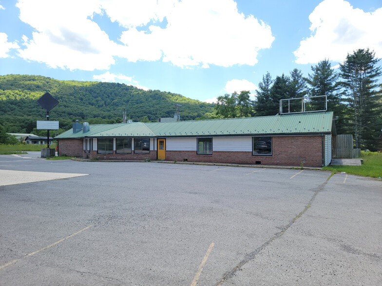 693 Slaty Fork Rd, Slatyfork, WV for lease - Primary Photo - Image 1 of 8