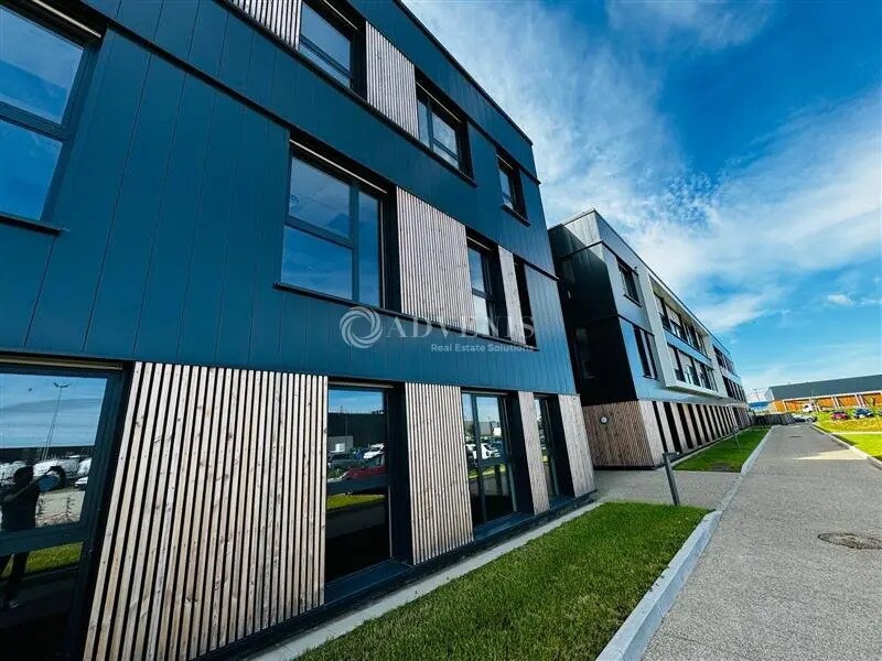 Office in Holtzheim for lease Building Photo- Image 1 of 13