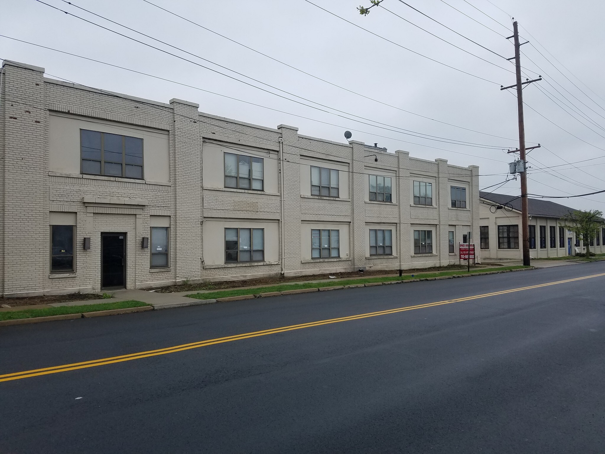 544-600 Lincoln Blvd, Middlesex, NJ for lease Building Photo- Image 1 of 5