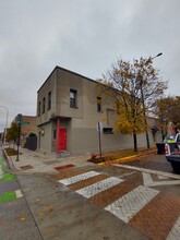 2059 W Grand Ave, Chicago, IL for lease Building Photo- Image 1 of 10