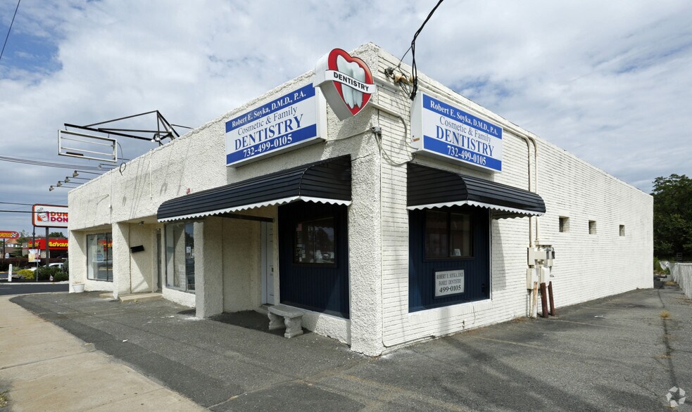 1348-1352 St Georges Ave, Avenel, NJ for sale - Primary Photo - Image 1 of 1