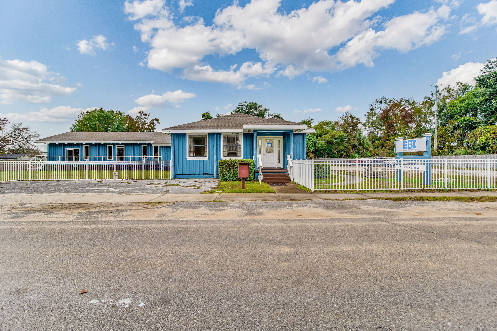 725 S J St, Pensacola, FL for sale Building Photo- Image 1 of 70