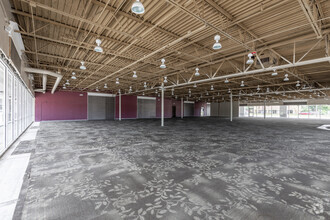 1800 S Main St, McAllen, TX for lease Interior Photo- Image 1 of 9