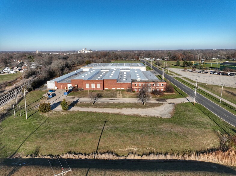 800 S Gilbert St, Danville, IL for sale - Building Photo - Image 1 of 9