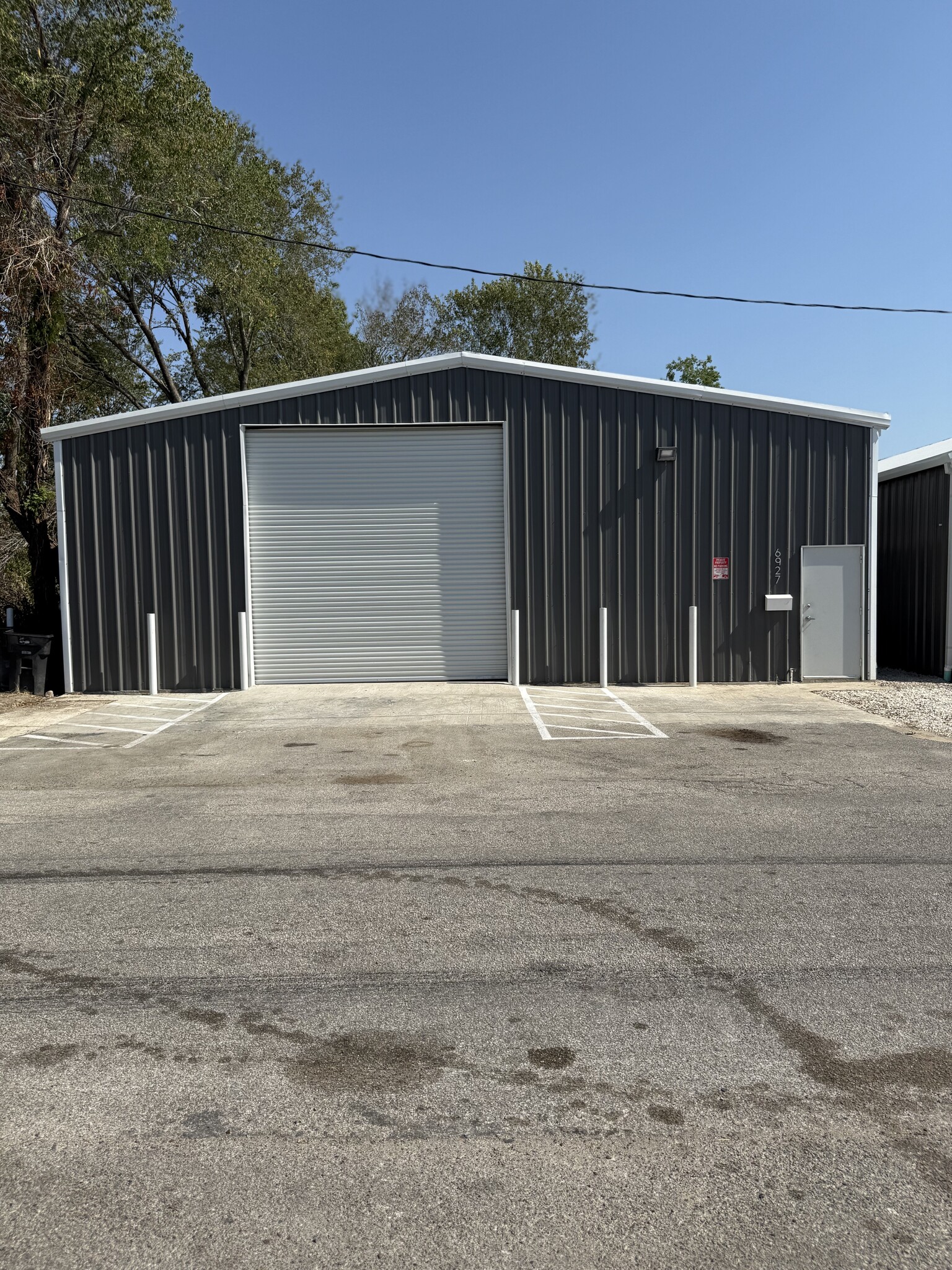 6929 Calhoun Rd, Houston, TX for lease Building Photo- Image 1 of 7