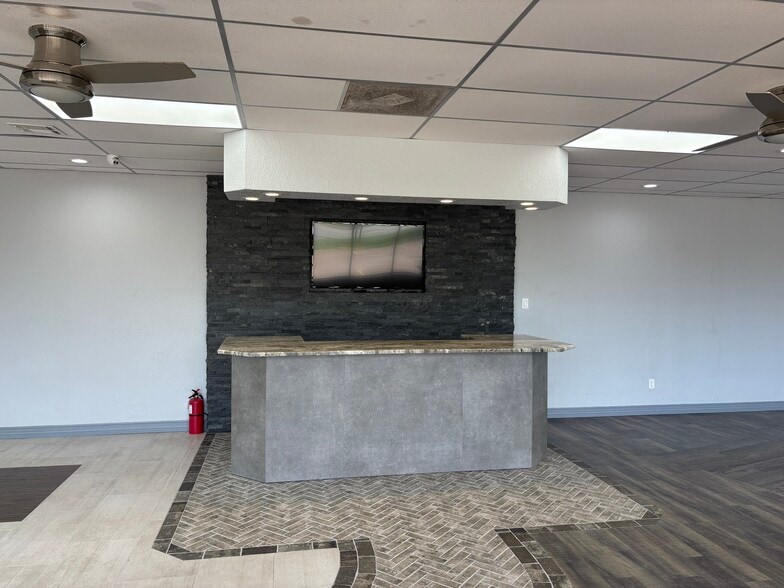 5203-5205 Broadway St, Pearland, TX for lease - Building Photo - Image 3 of 22