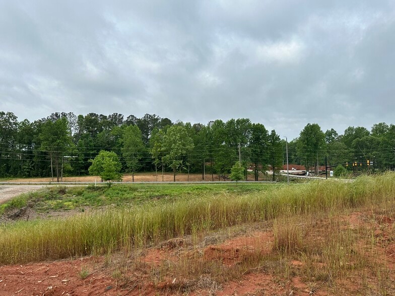 2871 University, Auburn, AL for sale - Building Photo - Image 3 of 4