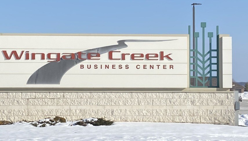 Washington St, West Bend, WI for sale - Building Photo - Image 1 of 1