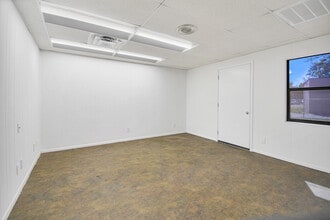 1873 Everlee Rd, Jacksonville, FL for lease Interior Photo- Image 1 of 26