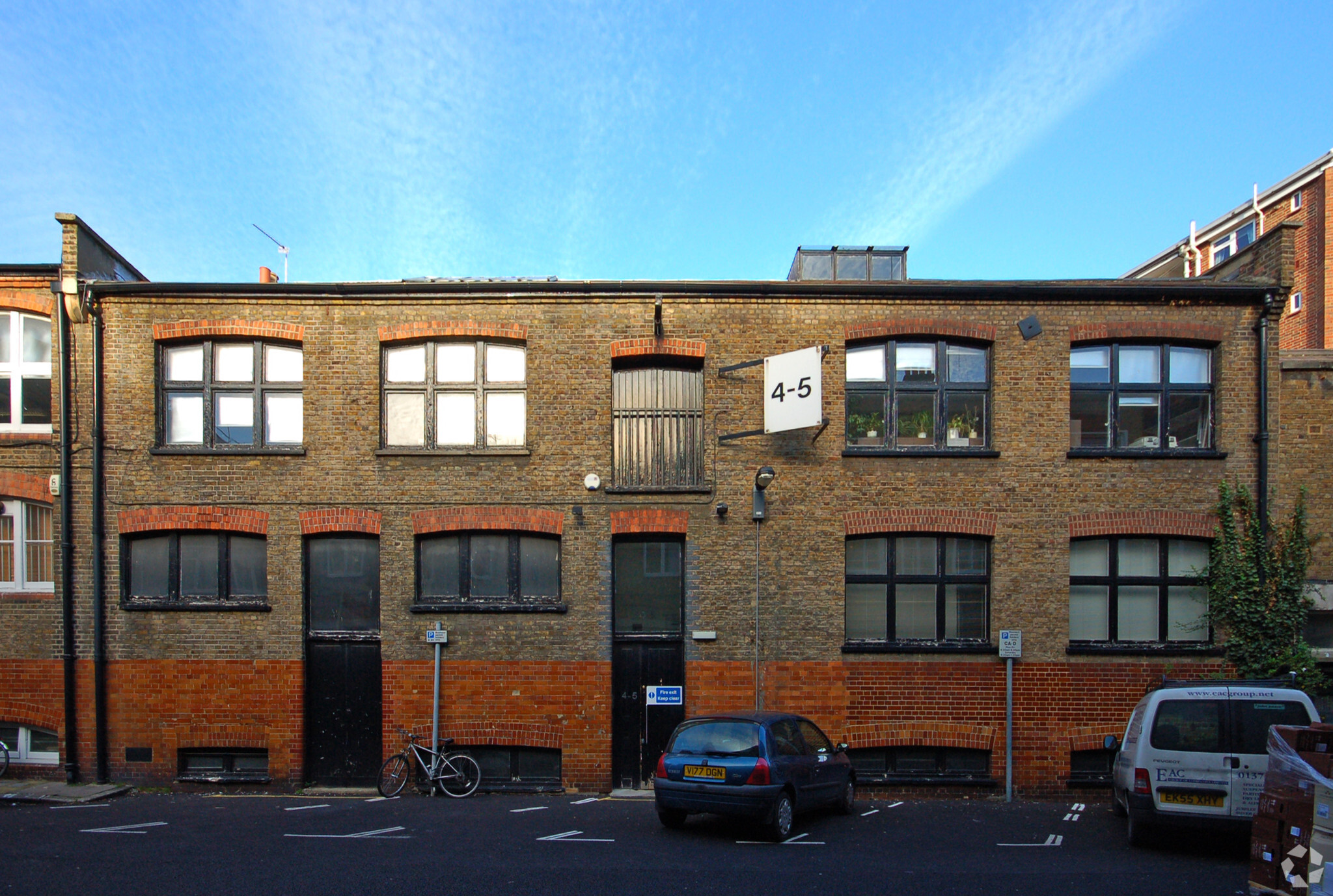 4-5 Long Yard, London for lease Primary Photo- Image 1 of 6