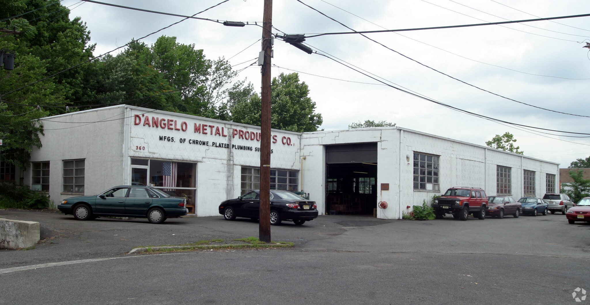 360 Dalziel Rd, Linden, NJ for lease Building Photo- Image 1 of 4