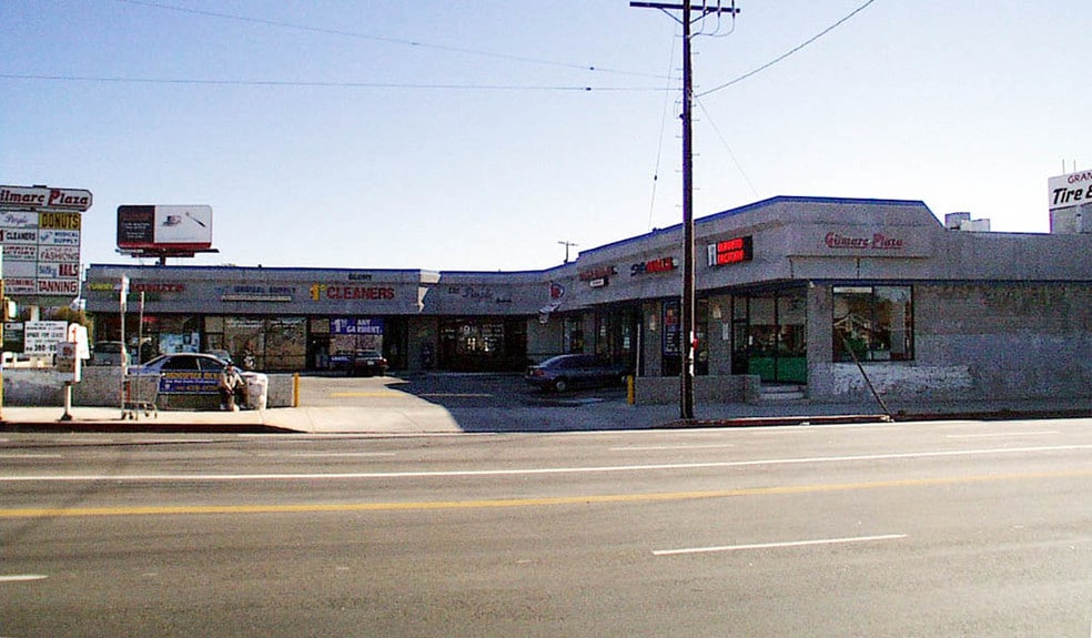 16156 San Fernando Mission Blvd, Granada Hills, CA for lease - Primary Photo - Image 1 of 1