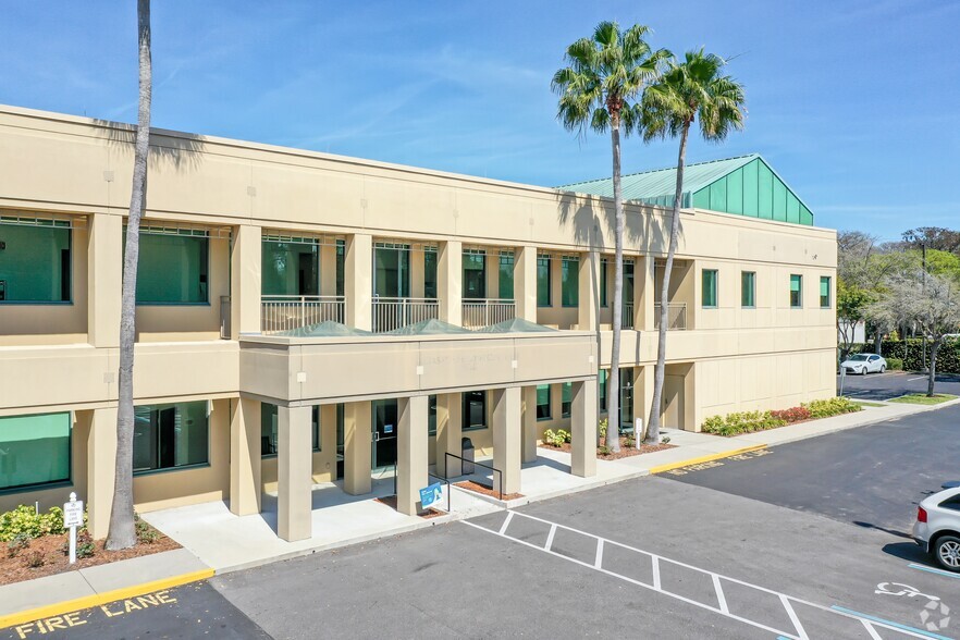 1561-1573 W Fairbanks Ave, Winter Park, FL for lease - Building Photo - Image 3 of 6