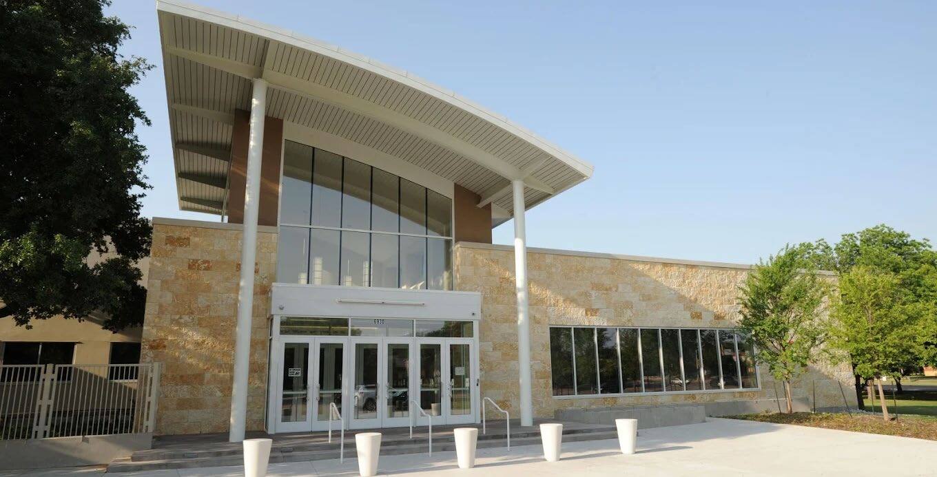 6930 Alpha Rd, Dallas, TX for lease Building Photo- Image 1 of 3