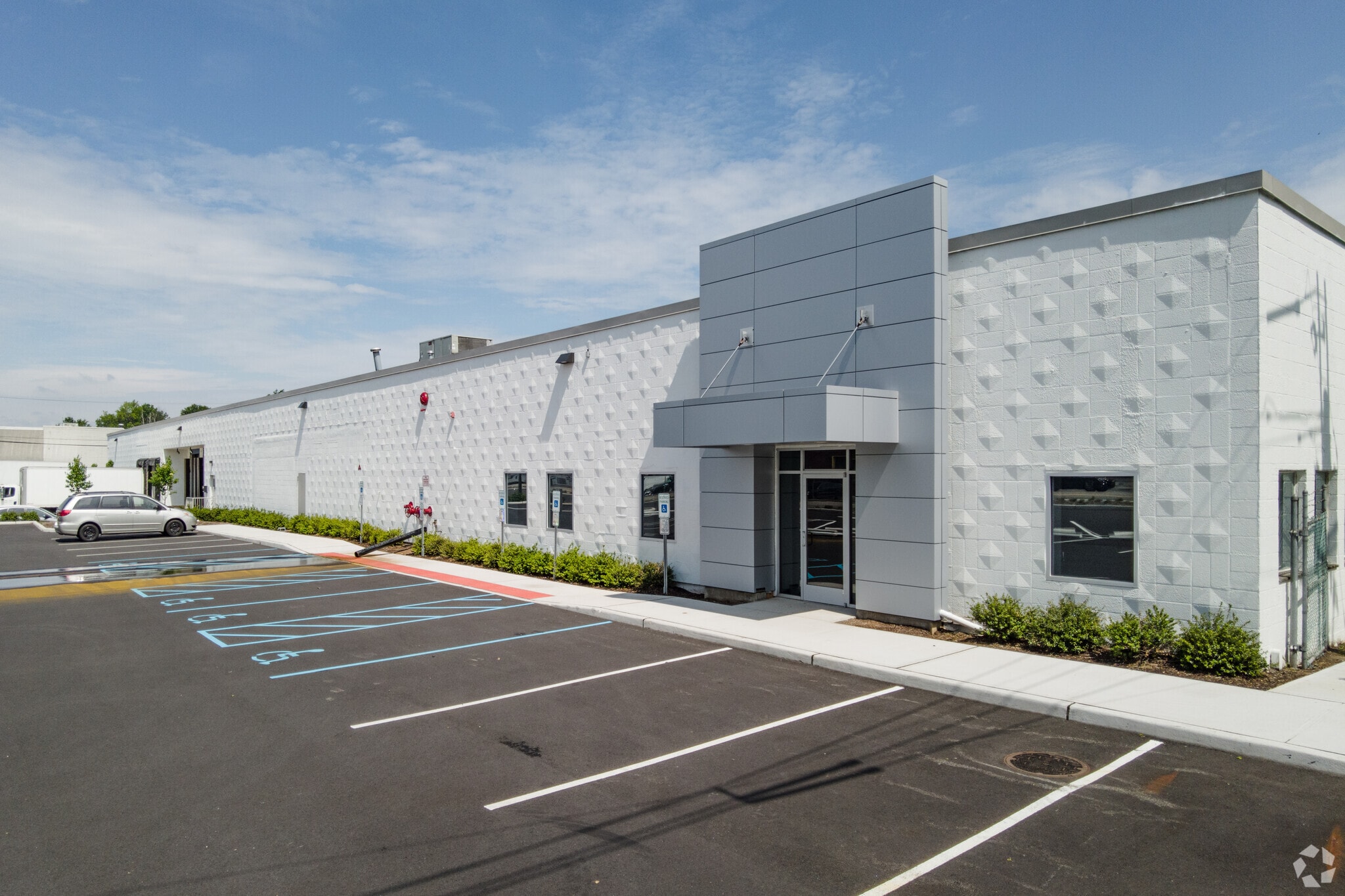 240-250 Moonachie Ave, Moonachie, NJ for lease Primary Photo- Image 1 of 4