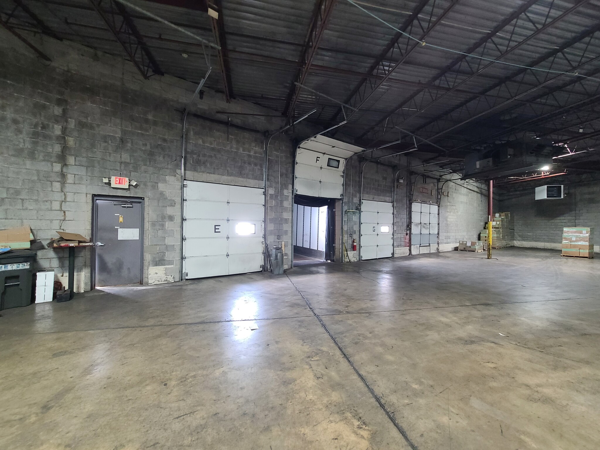 3320 W Ferguson Rd, Fort Wayne, IN for lease Building Photo- Image 1 of 5