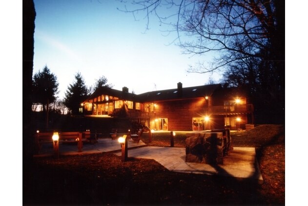 51704 US-131 Hwy, Three Rivers, MI for sale - Primary Photo - Image 1 of 1