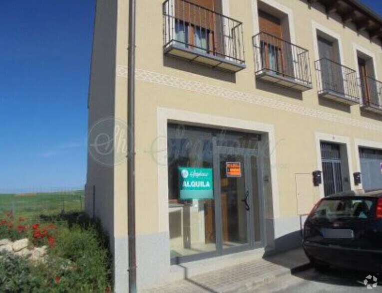 Retail in Segovia, Segovia for lease - Interior Photo - Image 1 of 1