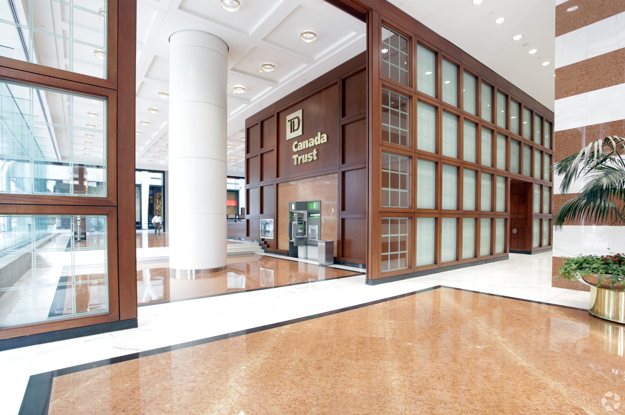 161 Bay St, Toronto, ON M5J 2S1 TD Canada Trust Tower